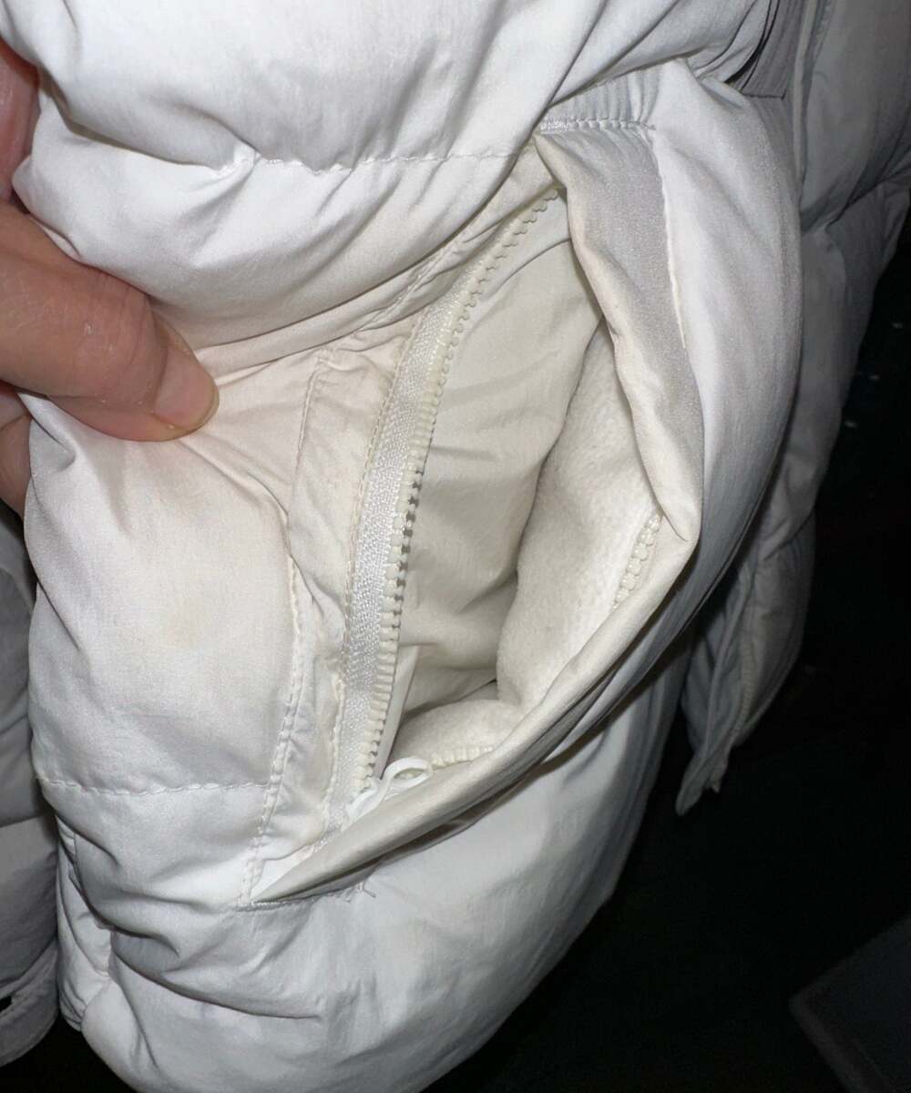 Adidas Originals SST Superstar Down Padded White Bomber Jacket - Picture 10 of 16
